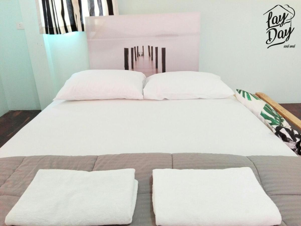 Hotel Lay Day Khon Kaen Esterno foto